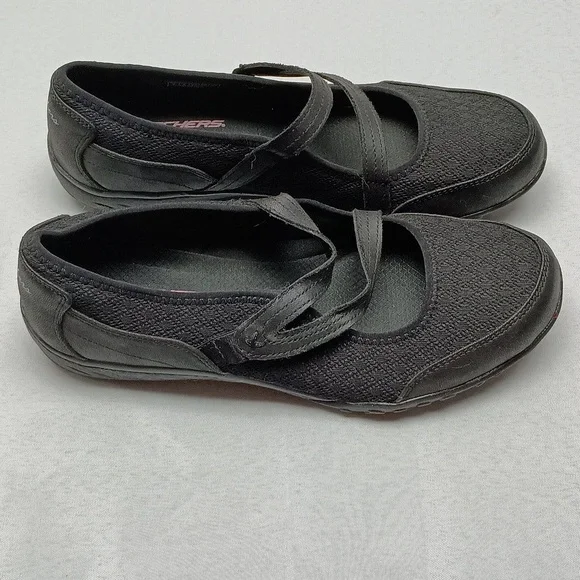 Skechers Breathe Easy In Good Spirits Relaxed Fit Mary Janes - Picture 2 of 4